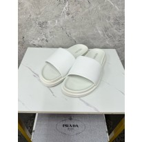 프라다 남자 슬리퍼